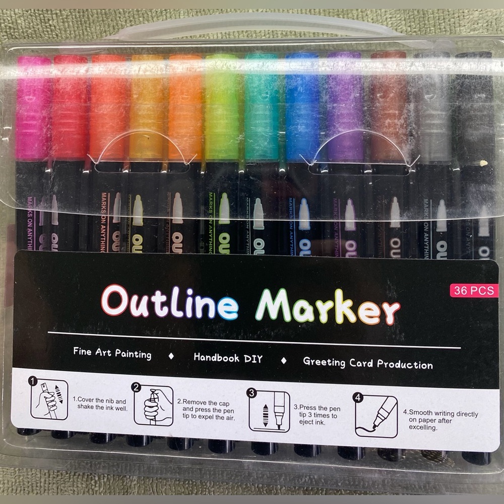 36- Metallic Outline Markers